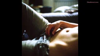 Fata șocată când descoperă că va fi moderată dacă se apropie prea mult