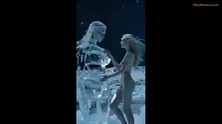 Frumusețe Înghețată cu Două Fete Nud