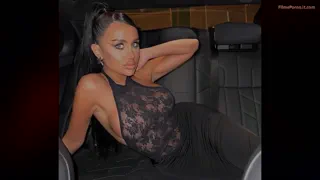 Rebecca Toma în Slideshow cu Călărețul de Poveste